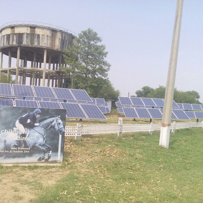 На открытом воздухе насосная система 2.2кв 220в трехфазная солнечная для полива в Замбии